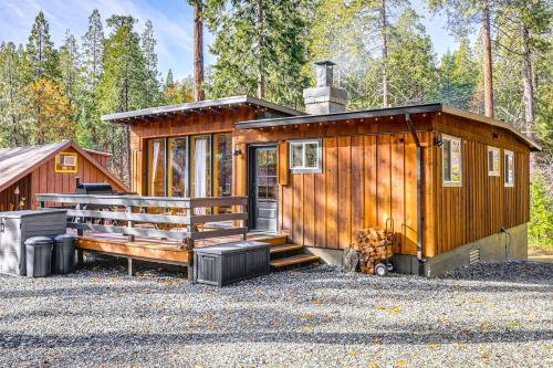 Twain Harte House | Walk to Golf, Lake: Twain Harte Cabin w/Fireplace