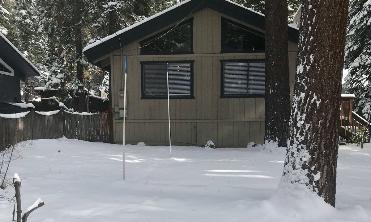 Kings Beach House | Walking distance to the lake! Enjoy a slice of Tahoe and Kings Beach beauty!