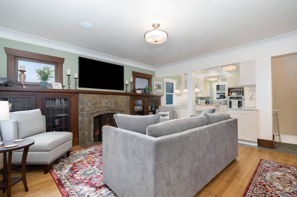 Wallingford House | Wallingford Oasis