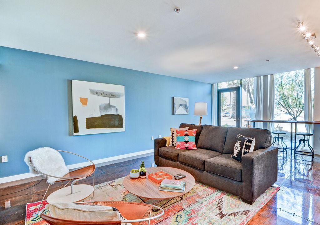 Evans Churchill House | WanderJaunt | Paisley | 1BR Townhouse | Downtown Phoenix