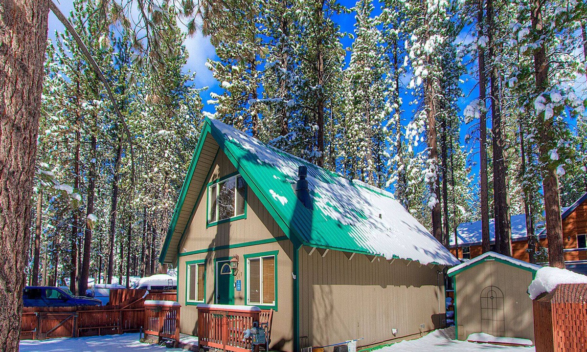Black Bart Cabin | Wells Fargo Outlaw, Fenced Yd, Nr Hiking (HCH0807)