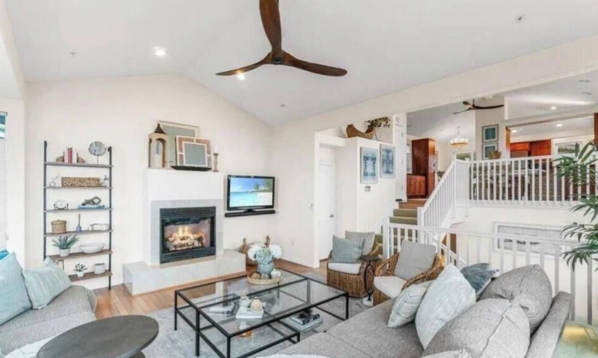 Cayucos House | Whale House, amazing views! Cayucos from the top! 30+ day stay
