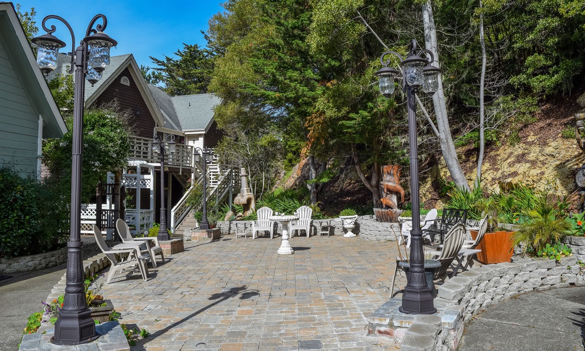 Point Arena Hotel | Wharf Master's Inn