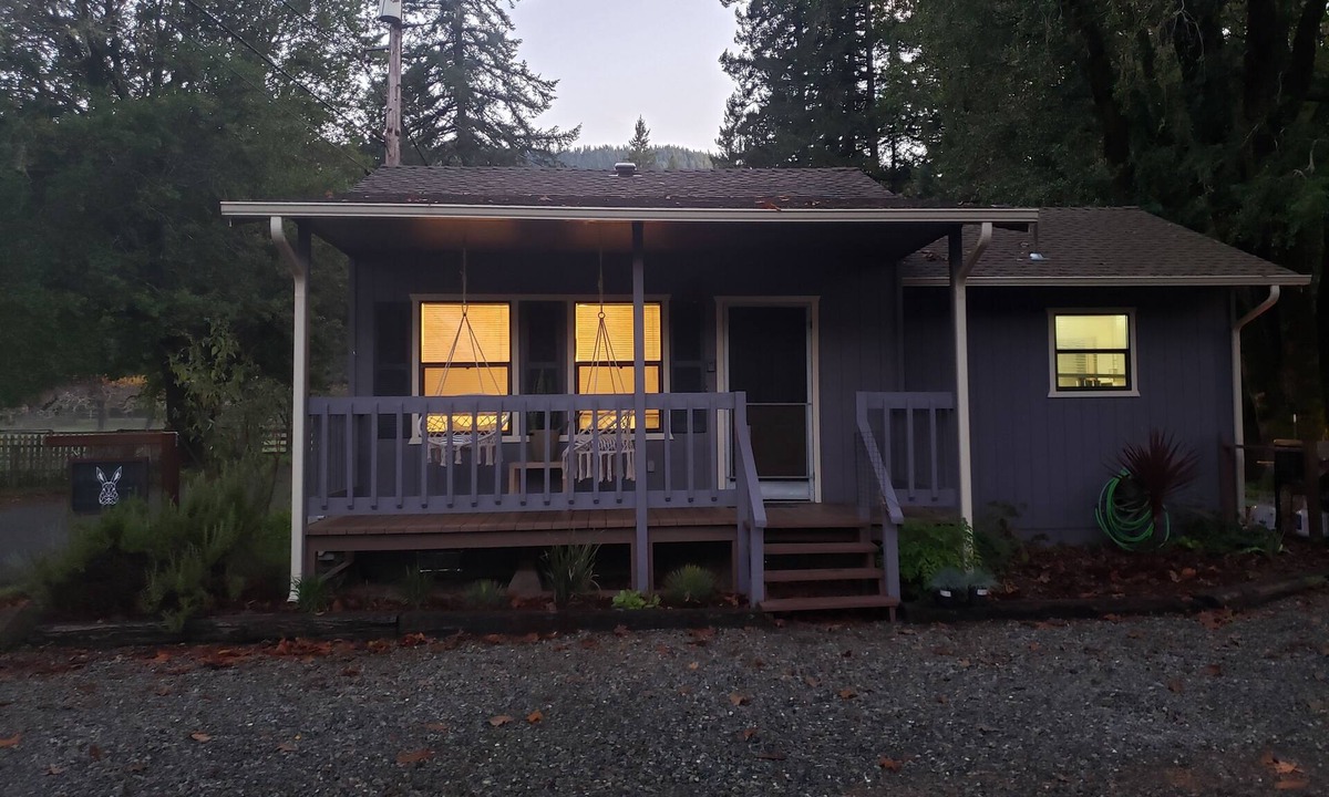 Gasquet House | Who says you need to rough it to explore the outdoors?