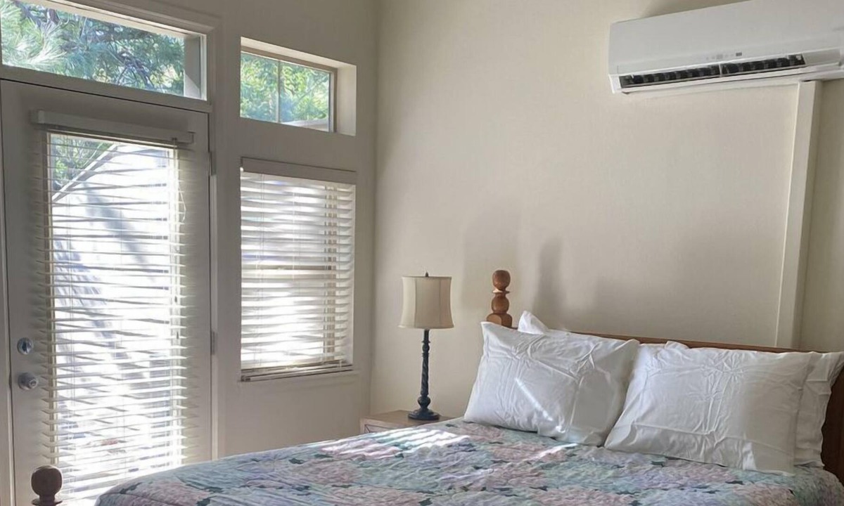 Bend Condo | Widgi Creek, Studio, Deck, Golf, A/C, 15 Min to Bachelor