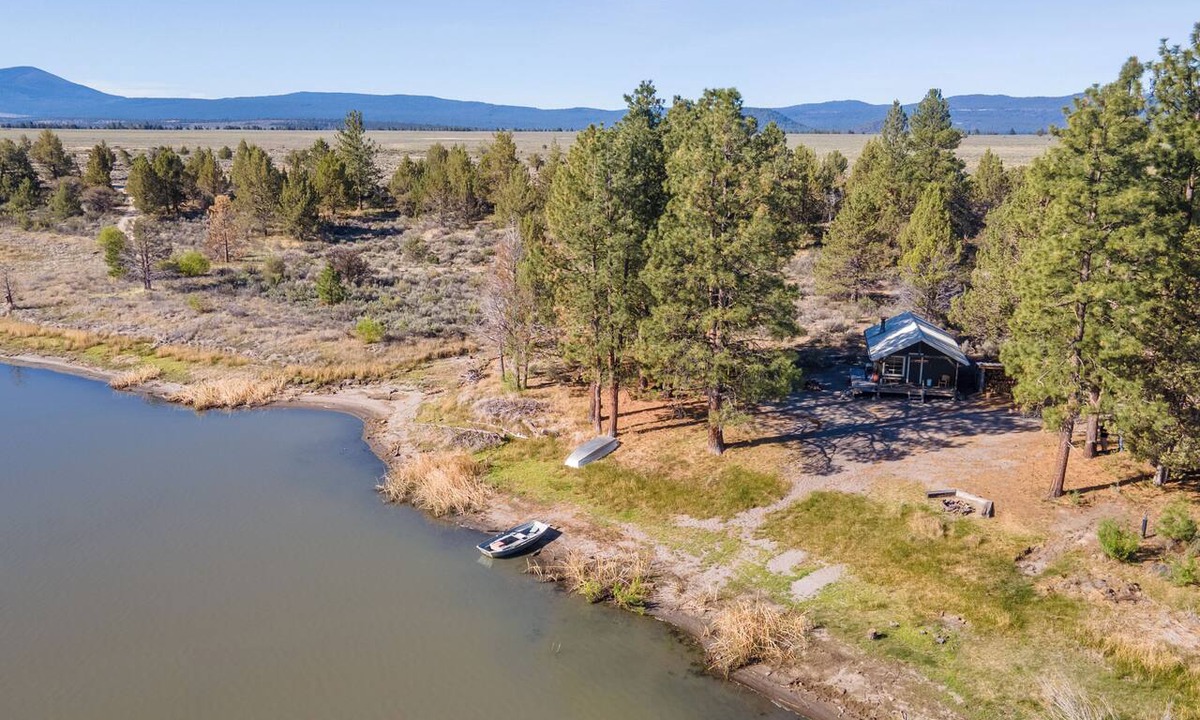 Dairy Cabin | Wild Billy Lake Entire Property 2 cabins 1100 acre