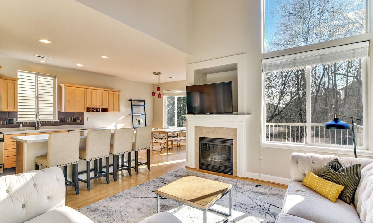 Bull Mountain House | Work-Life Balance! Home Outside Dtwn Portland
