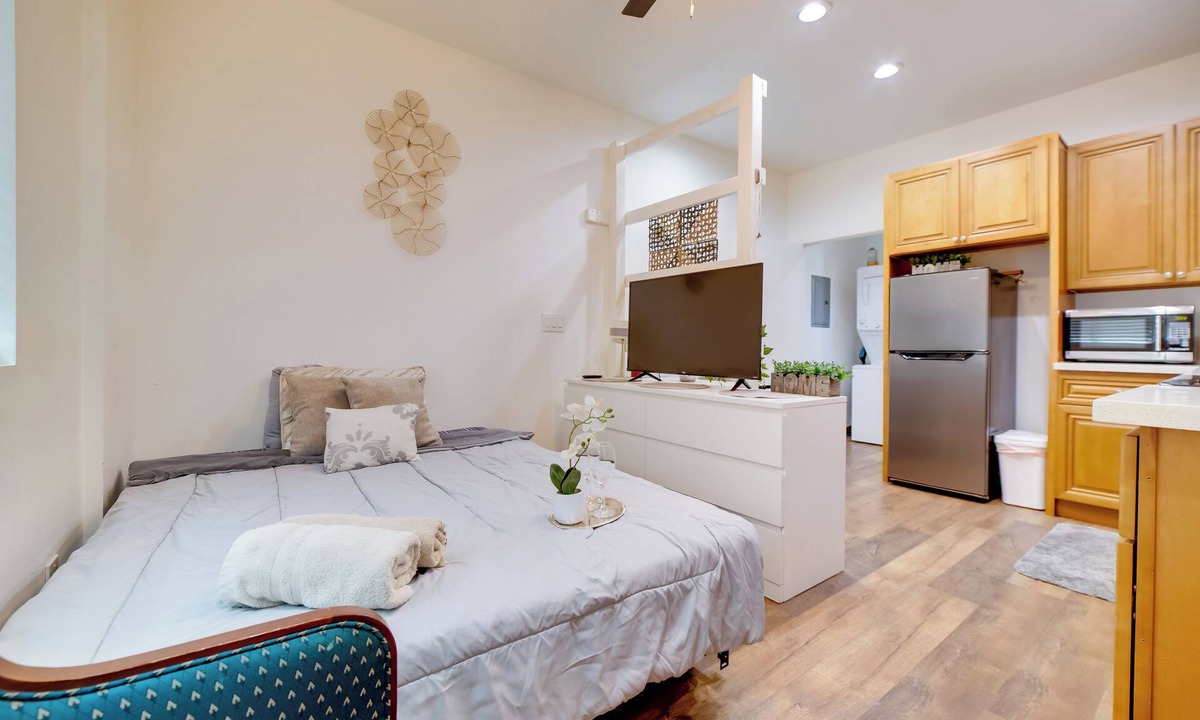 Riverside Apartment | Work & Play! Extended Stay 2 Mi to Dtwn Riverside