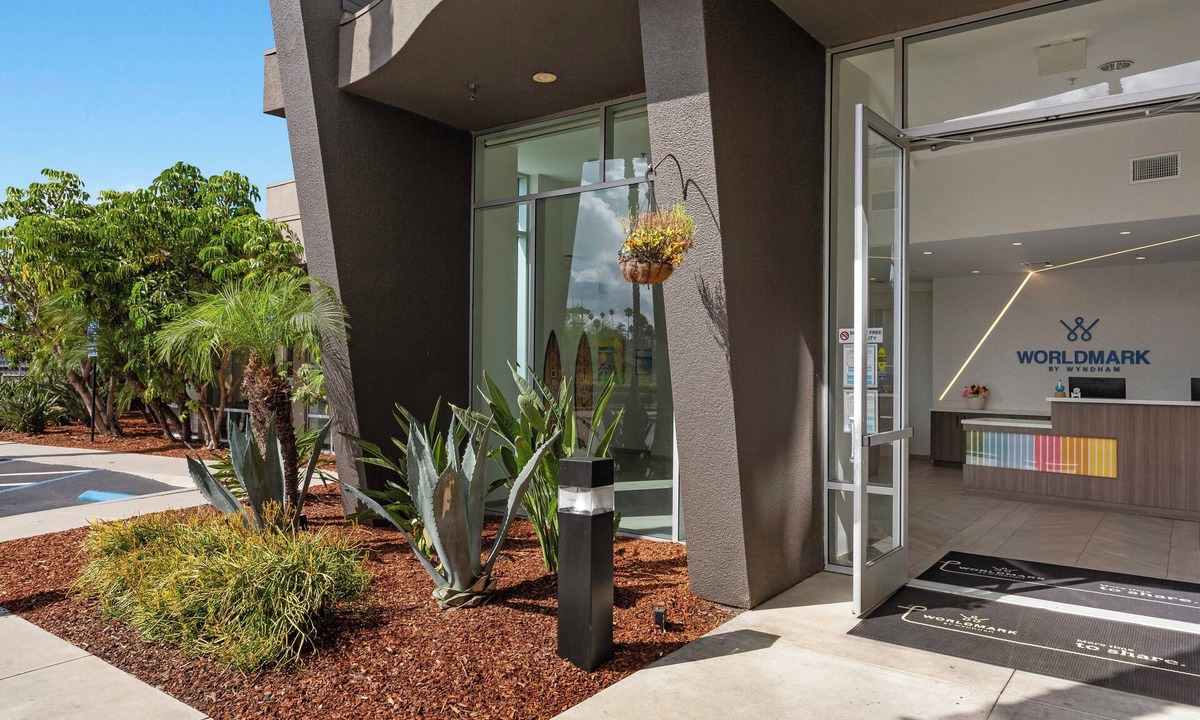 Oceanside Hotel | WorldMark Oceanside