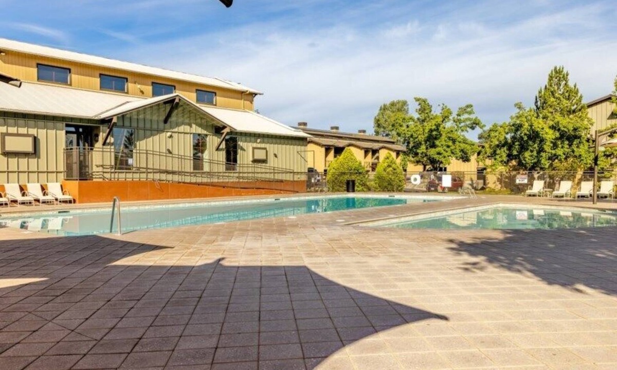 Angels Camp Condo | Wyndham Angels Camp- Angels Camp, CA - 2 Bedroom