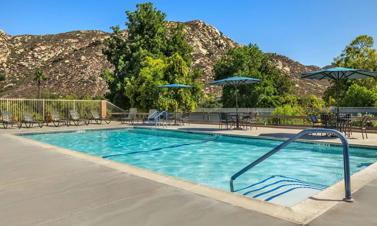 San Diego Country Estates Hotel | Your Home Away From Home! Outdoor Pool, Free Parking, Near Barona Speedway!
