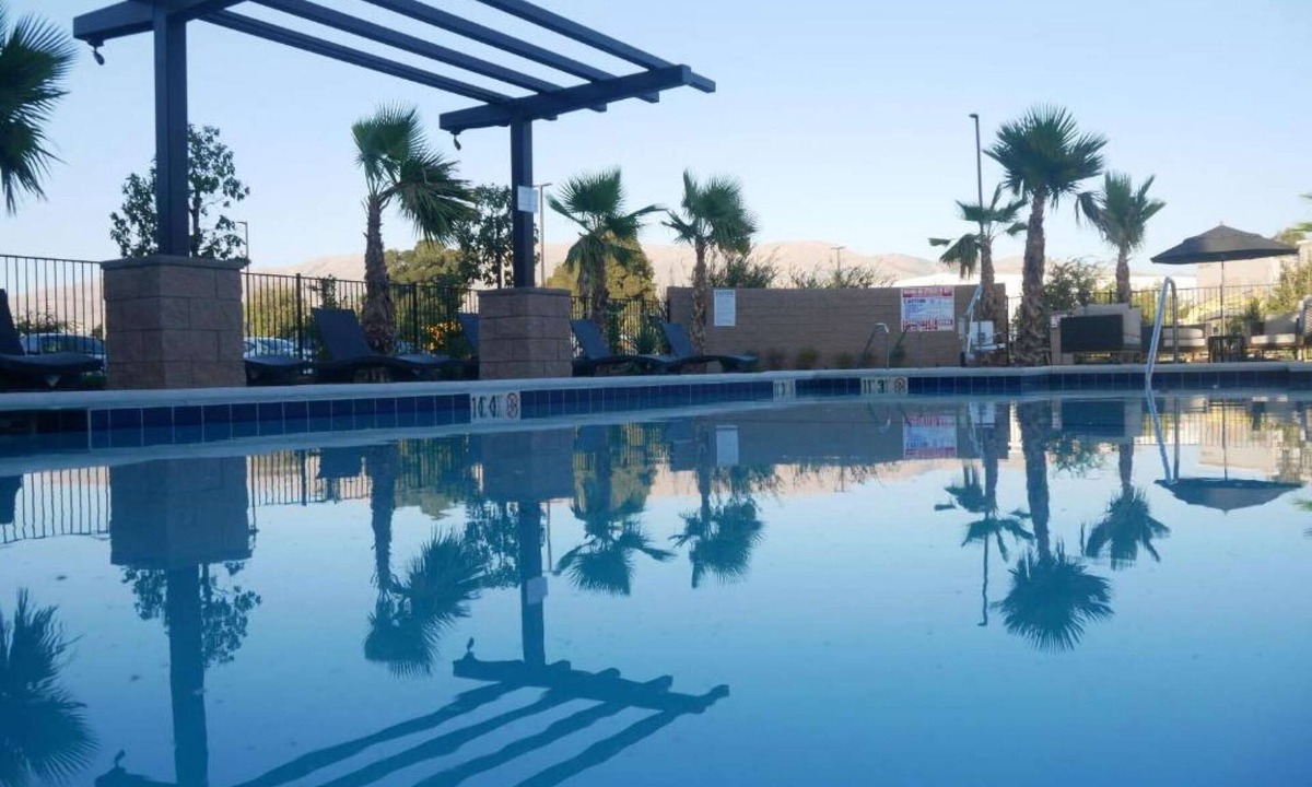 Milpitas Hotel | Your Silicon Valley Base | Rooftop Views & Fitness