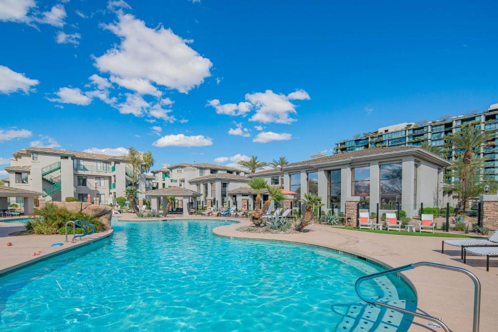 Kierland Apartment | Zen Oasis & Resort Suite Remodeled 2-KingParking