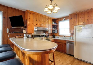 141 A 1st Street: 3 BR, 2 BA House in Avila Beach, Sleeps 6