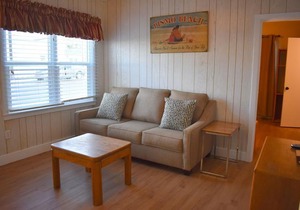 340 Hollister 2 Bedroom Home