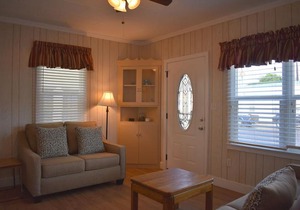 340 Hollister 2 Bedroom Home