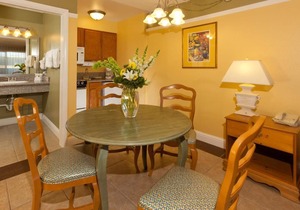 Adventure Awaits! Indoor Swimming Pool, Short Drive to Rancho San Rafael Park!