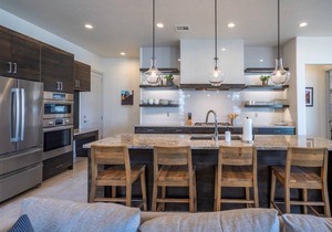 Best Poolside Location | Steps to Pool | Red Mountain Views | Arcadia #6
