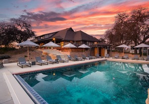 Cathedral by AvantStay Charming Secluded Estate w/ Sauna, Pool Table & Views of the Rolling Hills