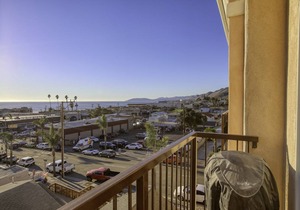 Condo ∙ 2 bedrooms ∙ 6 guests