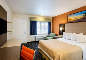 Days Inn by Wyndham Monterey Downtown