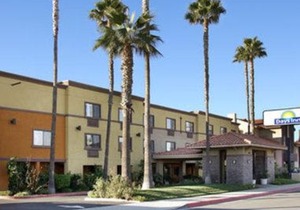 Days Inn by Wyndham West Covina
