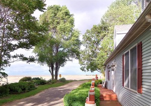 Delightfully Spacious Private Beach-Front Home Sleeps 13 on Lake Erie! in Oak Harbor