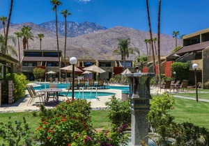Deluxe 1 Bedroom Palm Springs Condo..Great Views!