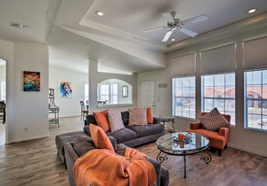 Family Home 2 Mi to Riverwalk and 3 Mi to Casinos!