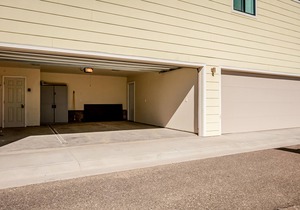 Fresh Beachfront Condo | Balcony with Pacific Views | Walk to Restaurants