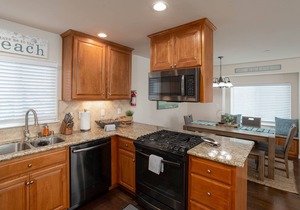 Gorgeous Home with Amazing Rooftop Deck in Grover Beach