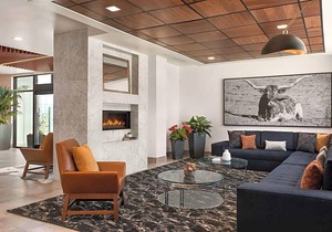 La Quinta Inn & Suites by Wyndham San Luis Obispo Downtown
