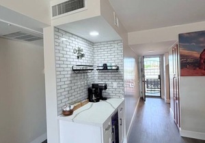 Lovely Condo in Old Town Scottsdale with Pool