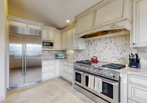 Pleasure Point Retreat | Hot Tub, Balcony Views & Game Room | Walk to Beach