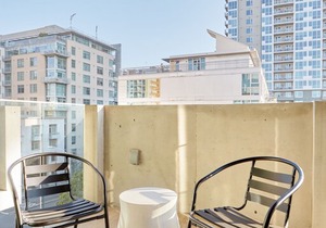 Sonder | The Continental | Divine Studio + Balcony