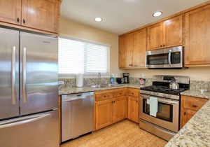 Townhome 1 Block Off the Sand in Downtown Pismo