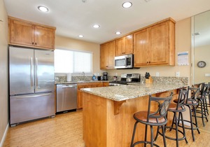 Townhome 1 Block Off the Sand in Downtown Pismo