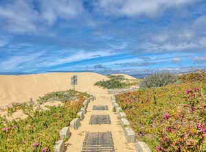 Strand Way | Oceano