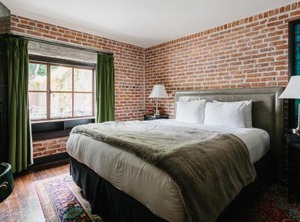 Granada Hotel | Downtown