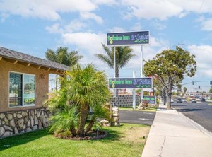 Solaire Inn | Santa Maria