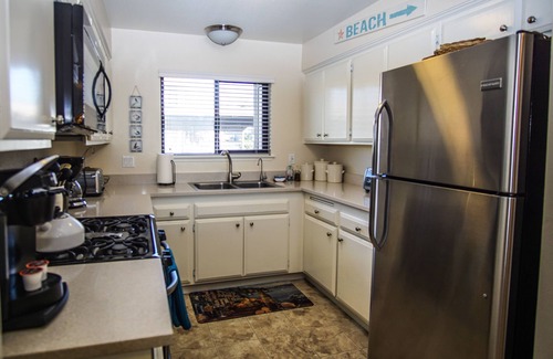 Downtown Condo | 133 Pismo Shores: 3 BR, 2.5 BA Condominium in Pismo Beach, Sleeps 7
