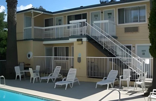 San Luis Obispo Hotel | 175 m² Motel ∙ 127 guests