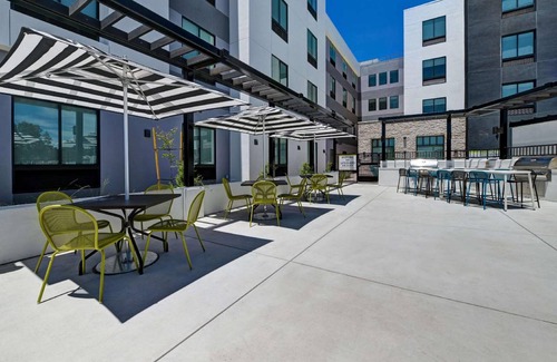 Atascadero Hotel | 19 m² Hotel ∙ 127 guests