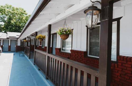Paso Robles Hotel | 24 m² Motel ∙ 8 guests