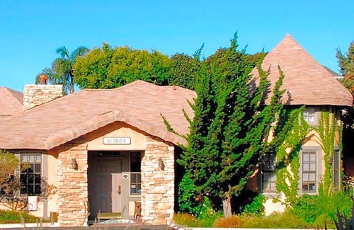 Motel District Hotel | 3-Star Hotel ∙ Cottage Inn by the Sea