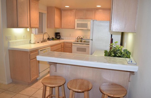 Downtown House | 303 Casa Bella