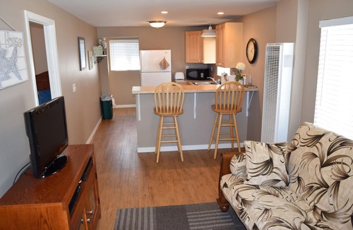 Downtown House | 345 Hinds: 2 BR, 1 BA House in Pismo Beach, Sleeps 4