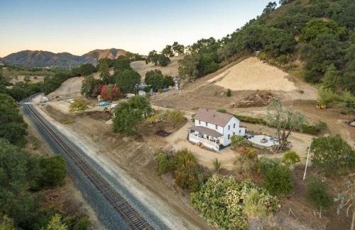 San Luis Obispo House | 8 Mile House
