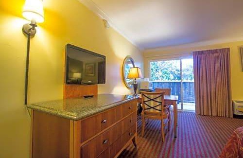 Arroyo Grande Hotel | Aloha Inn