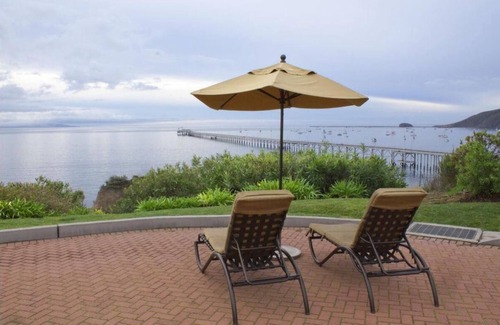 Avila Beach Condo | Avila Beach Calif OCEAN VIEW RESORT 2 BDR 'Lockoff' Suite with Balcony